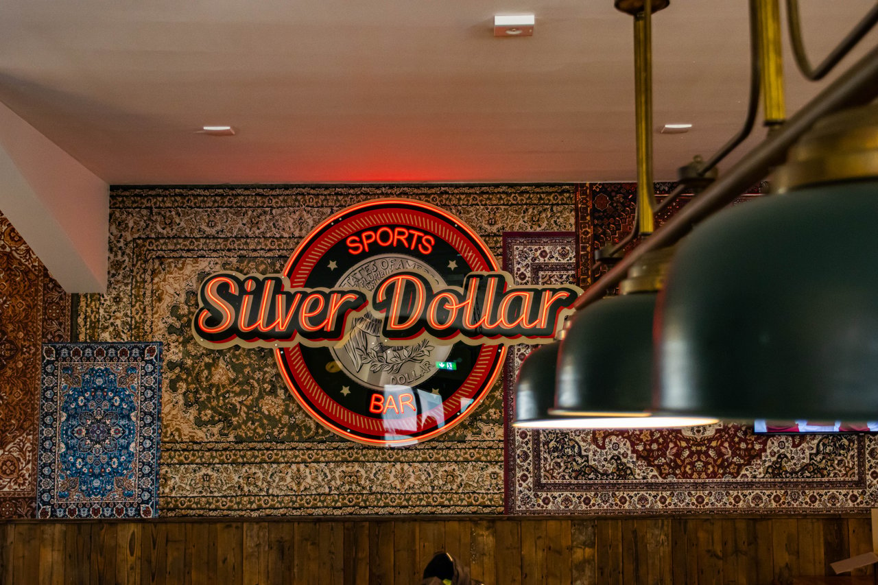Silver Dollar Bar - Interieur