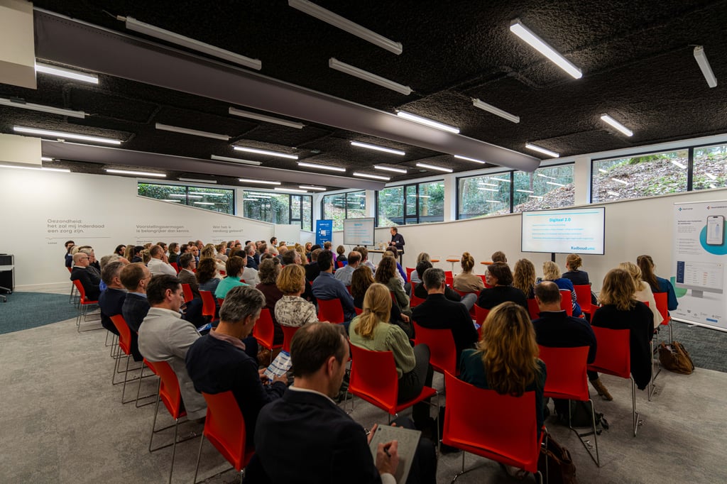 Callenbach zaal Zonneoord theateropstelling tijdens bijeenkomst