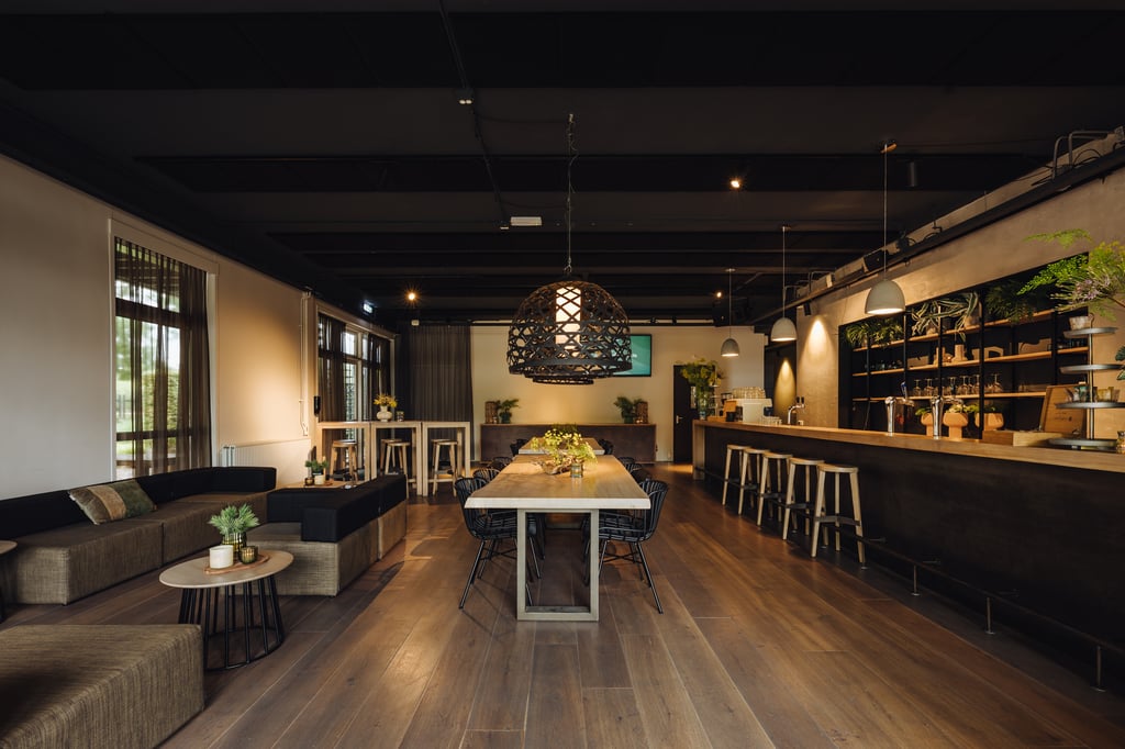 Leisure Café - InnStyle 1.0