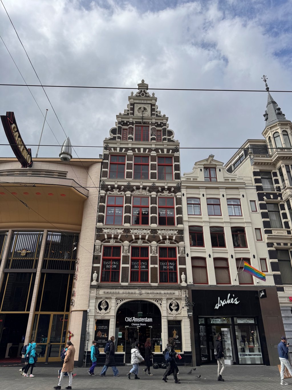 Vooraanzicht Damrak 62