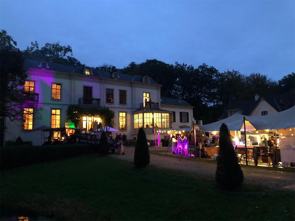 Huis ter Eerbeek by night