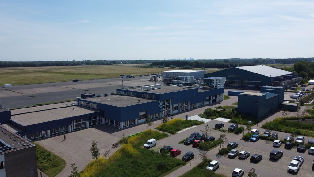 Voorgevel Unmanned Valley.jpg