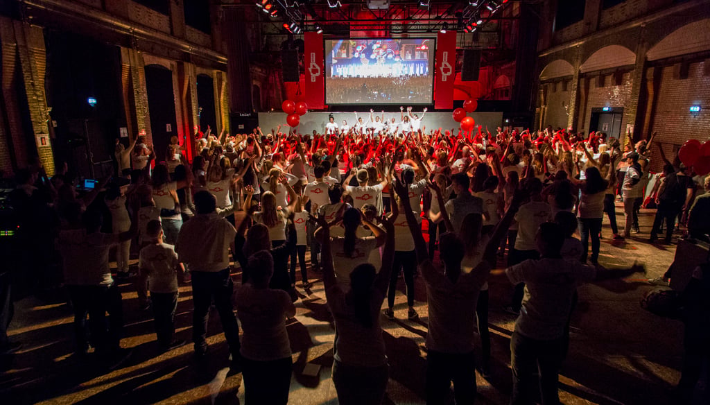 Lichtfabriek Turbinehal Feest.jpg