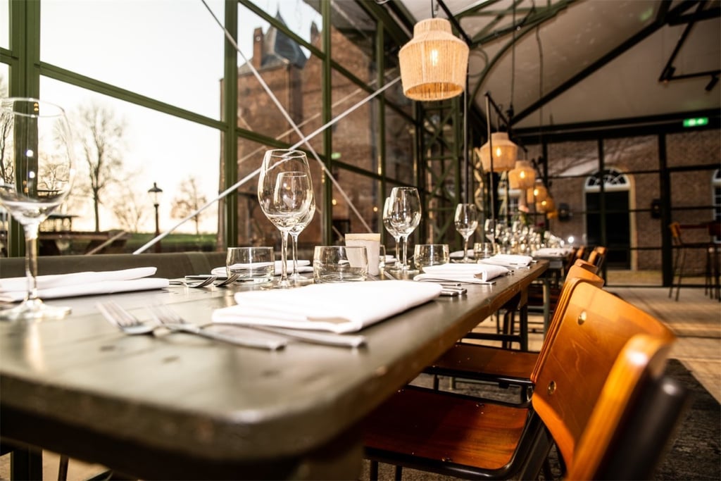 Het Brouwhuis, met uitzicht op het kasteel