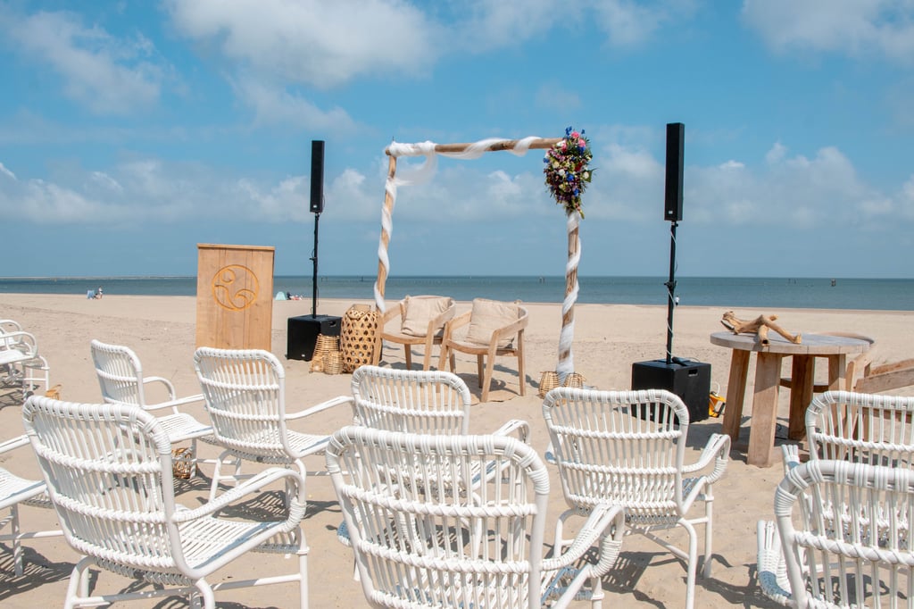Cermonie strand