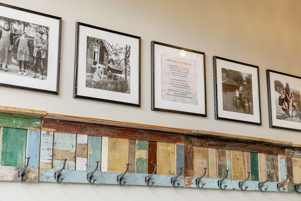 Historische foto's in de hal