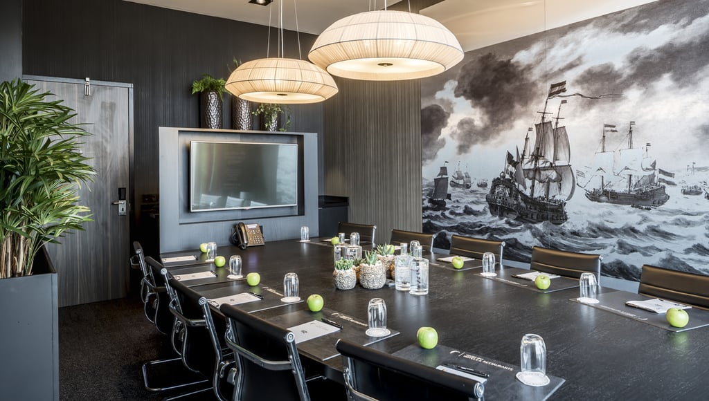 carousel_1024x768__MGL4770-Boardroom.jpg
