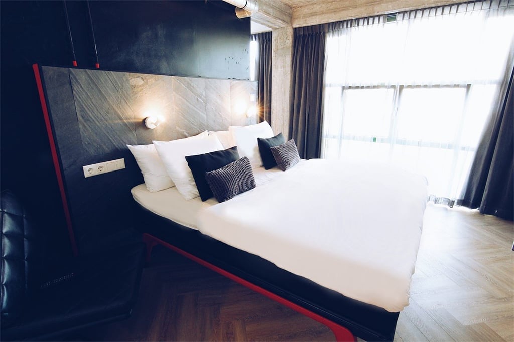 Classic Room Bed, Bites & Business Hotel Rotterdam