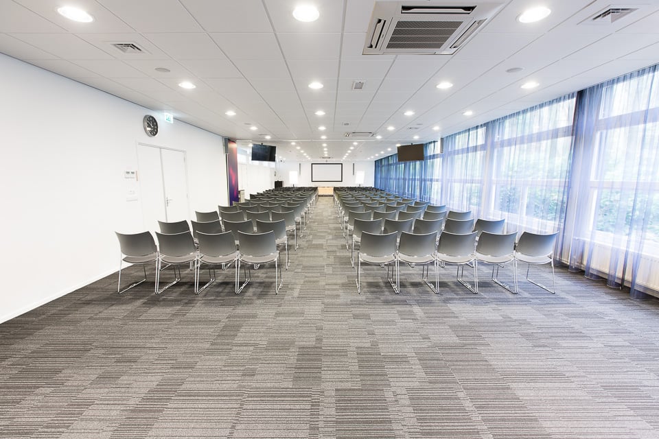 Zaal 2 en 3 combinatie theateropstelling (2).jpg