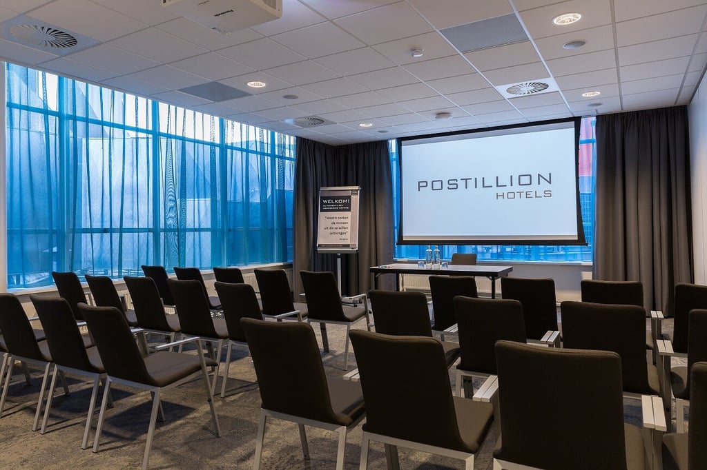 Postillion-Convention-Centre-Amsterdam-room-18.
