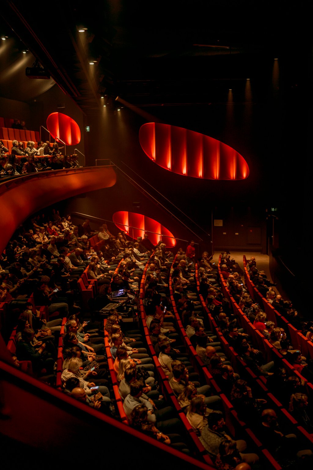 Theater het Kruispunt, de theaterzaal (1)