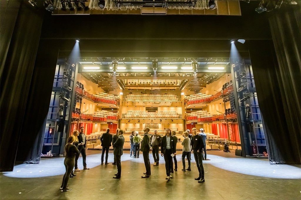 Theater Rotterdam01.jpg