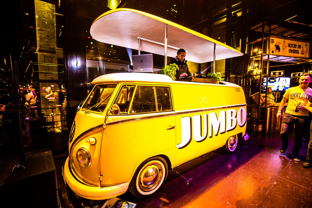 Jumbo DJ bus.jpg