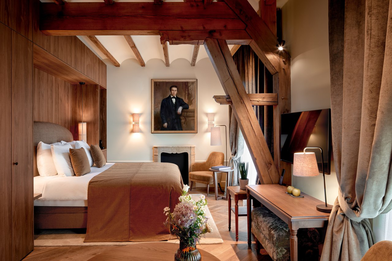 1 Room Suite.jpg