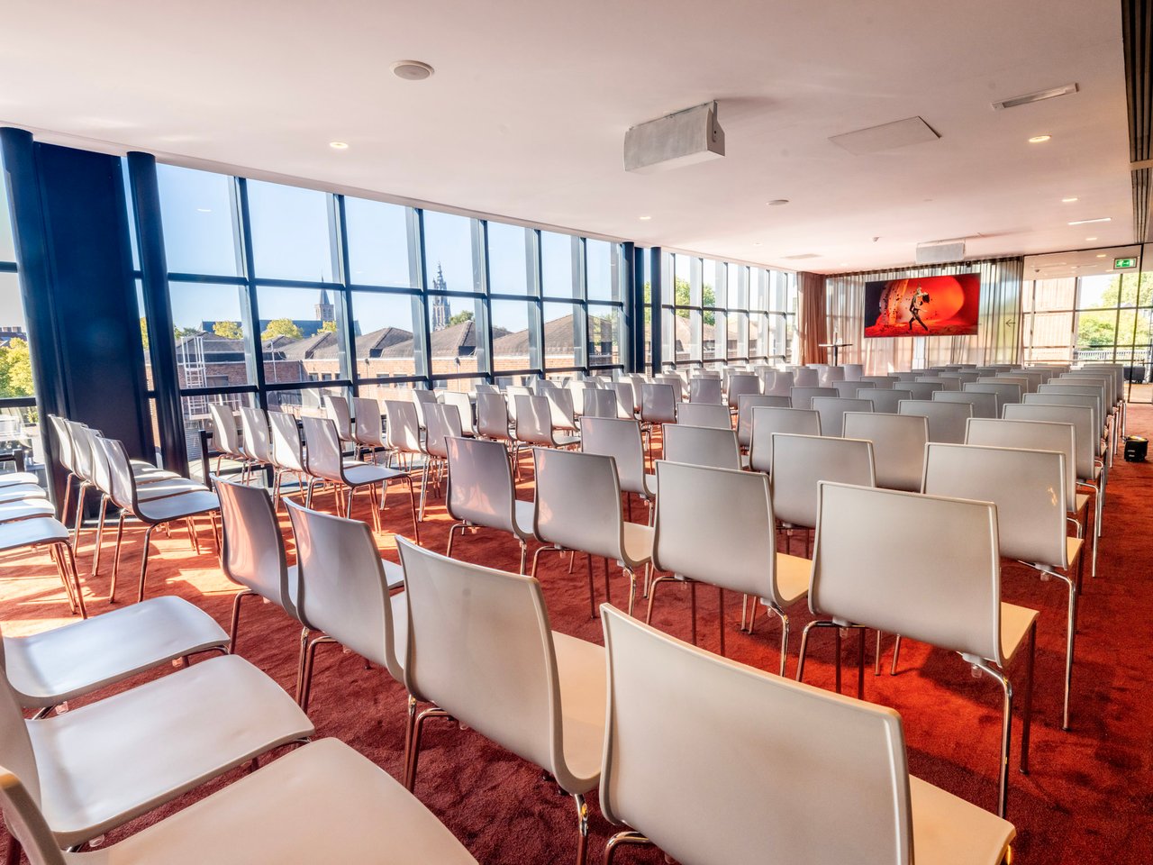 Subzaal - Theaterfoyer 2e balkon.jpg