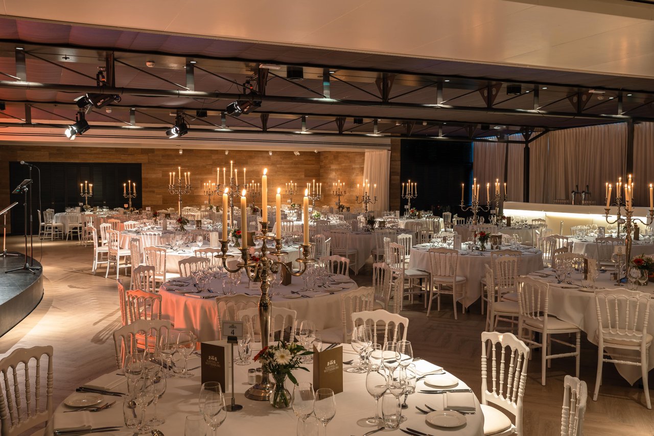 Diner Oranje Nassau zaal.jpg (1)