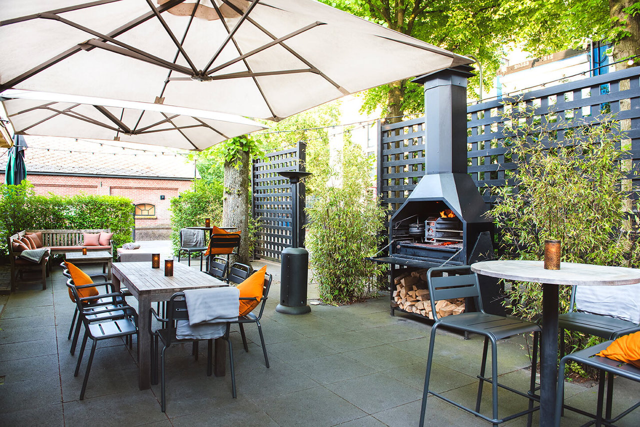 The Farmhouse - Terras