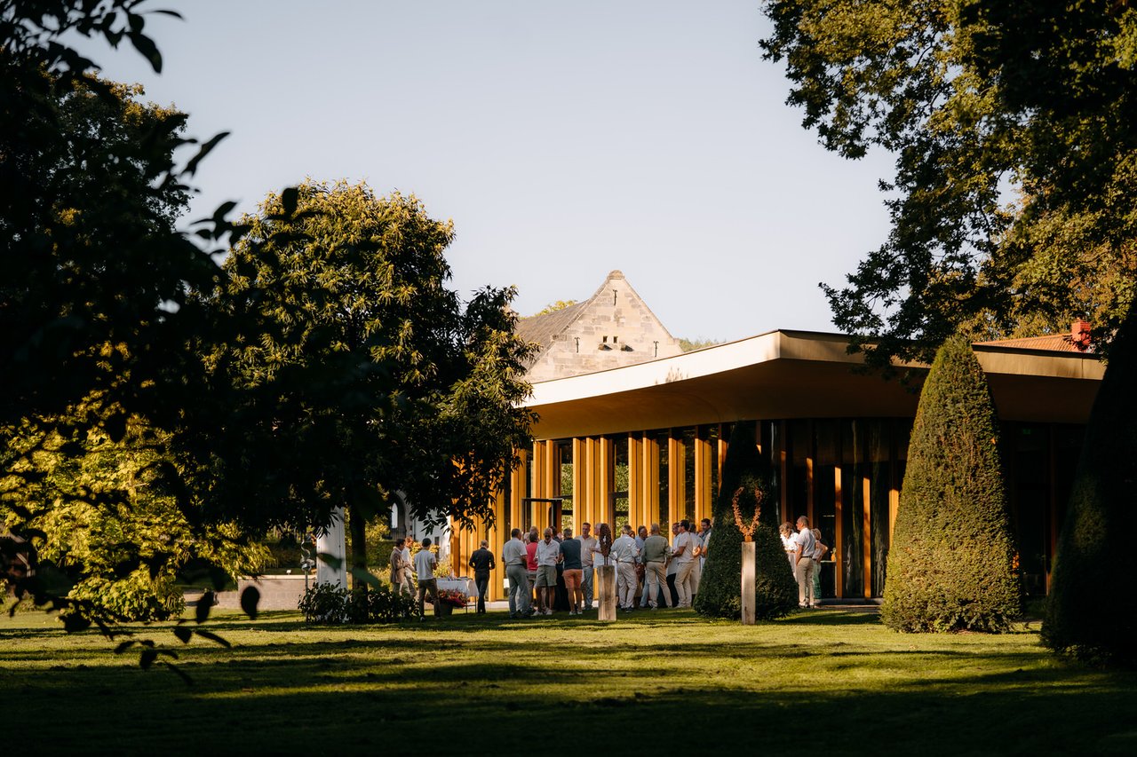 Buitenkant Paviljoen (1)