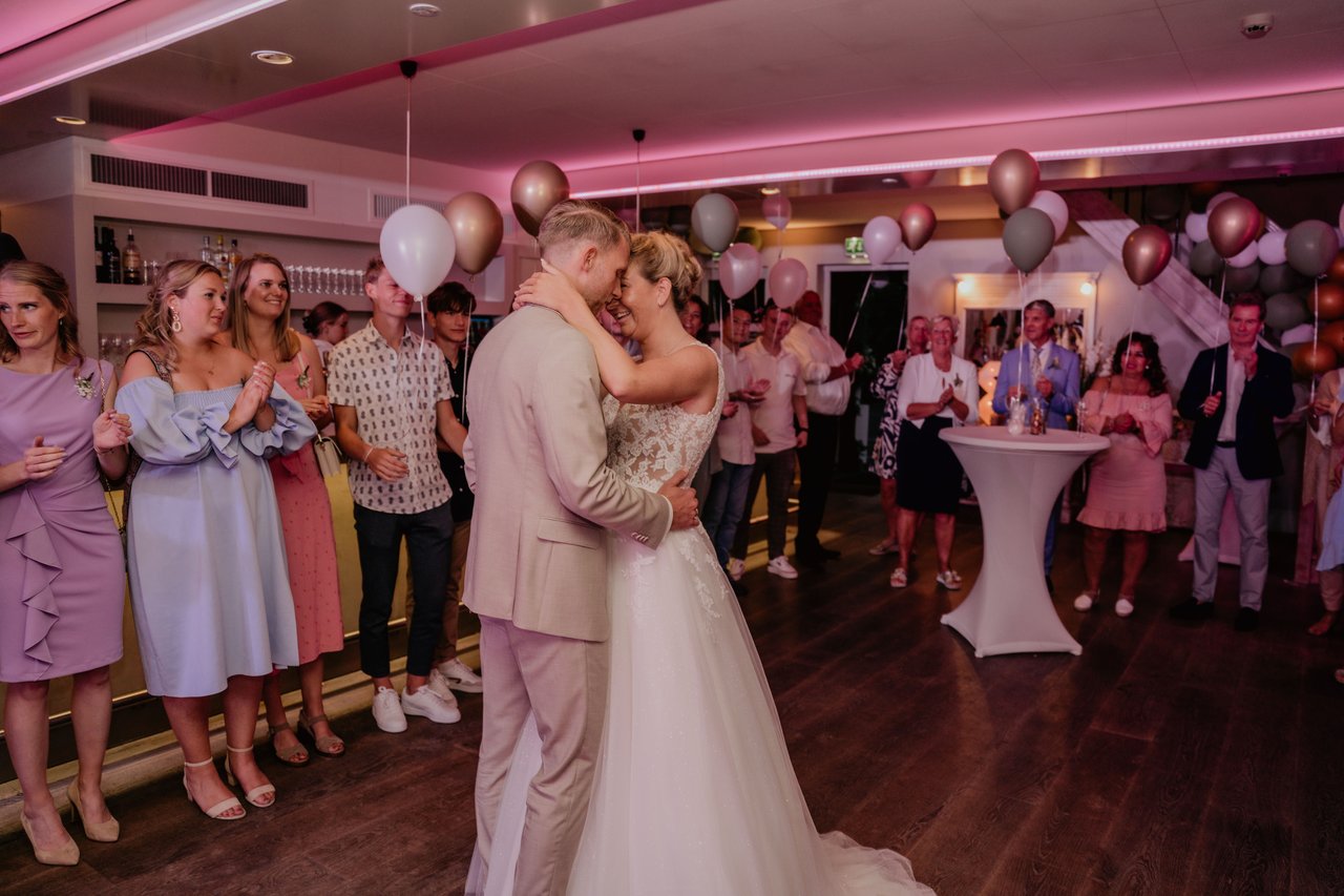 Openingsdans in 't Koetshuys op Landgoed Tespelduyn