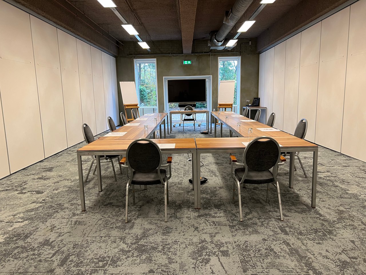 Vergaderzaal/ UNIT 2 