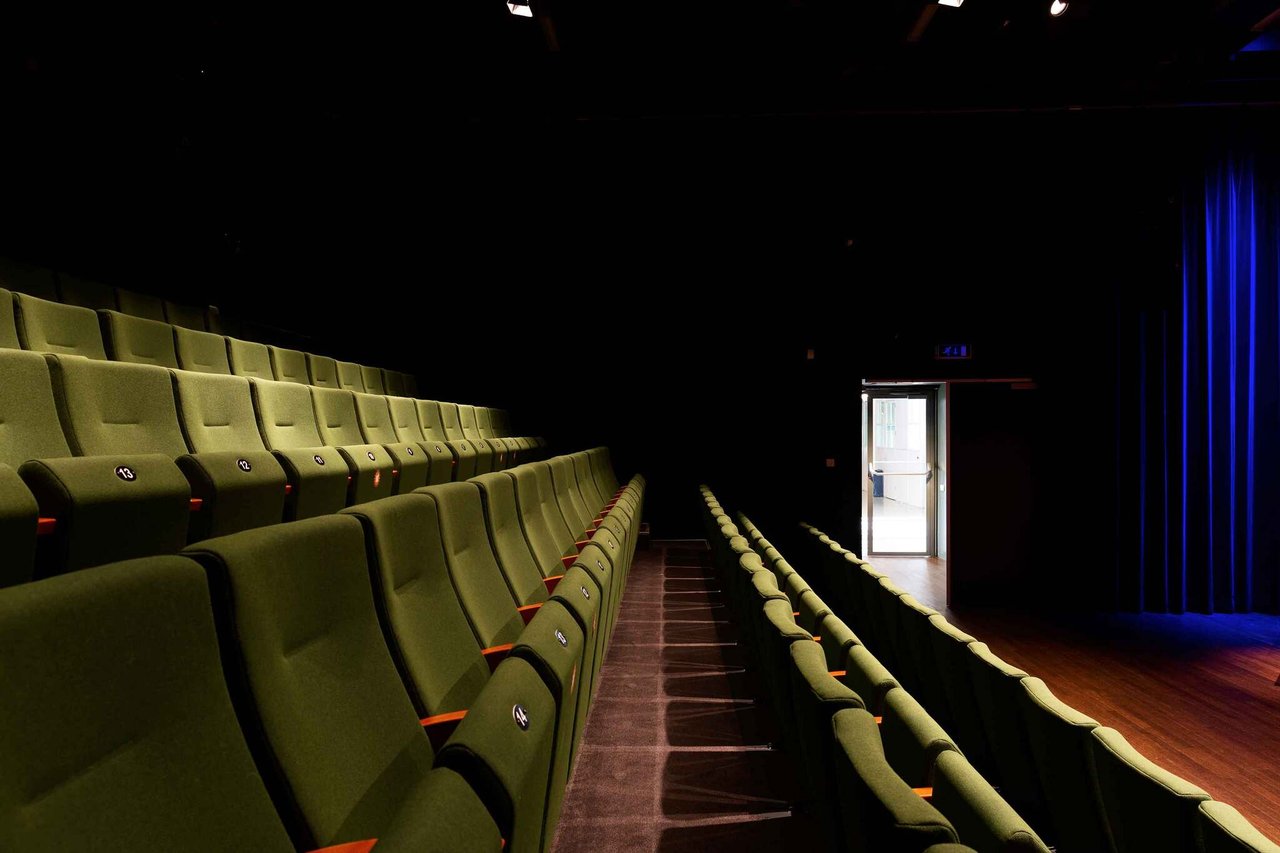 Tribune Kleine Zaal