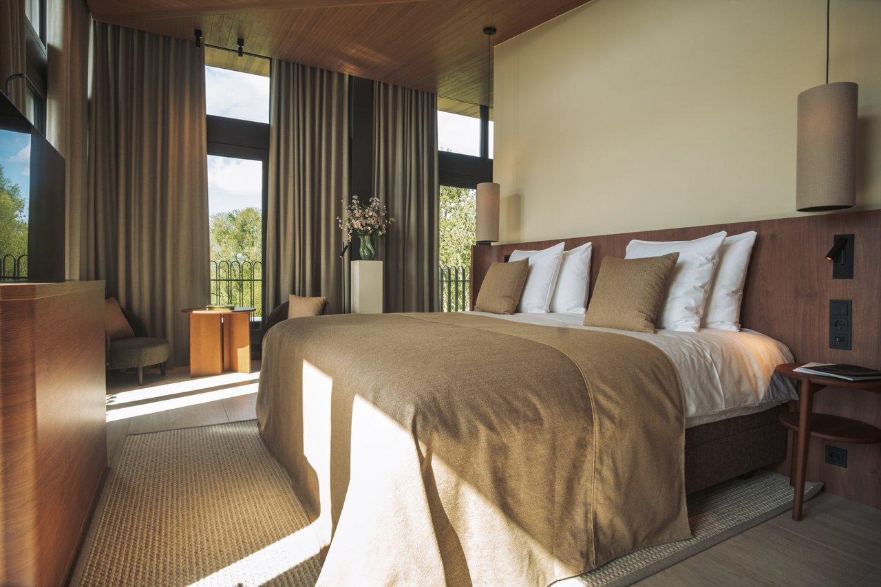 Spa Suite.jpg