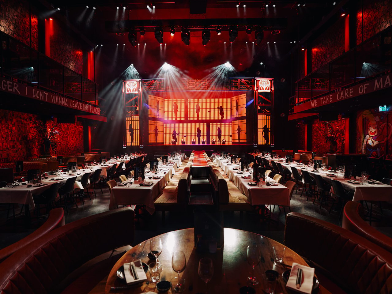 the-glitterfish-dinershow-theater-amsterdam.jpg