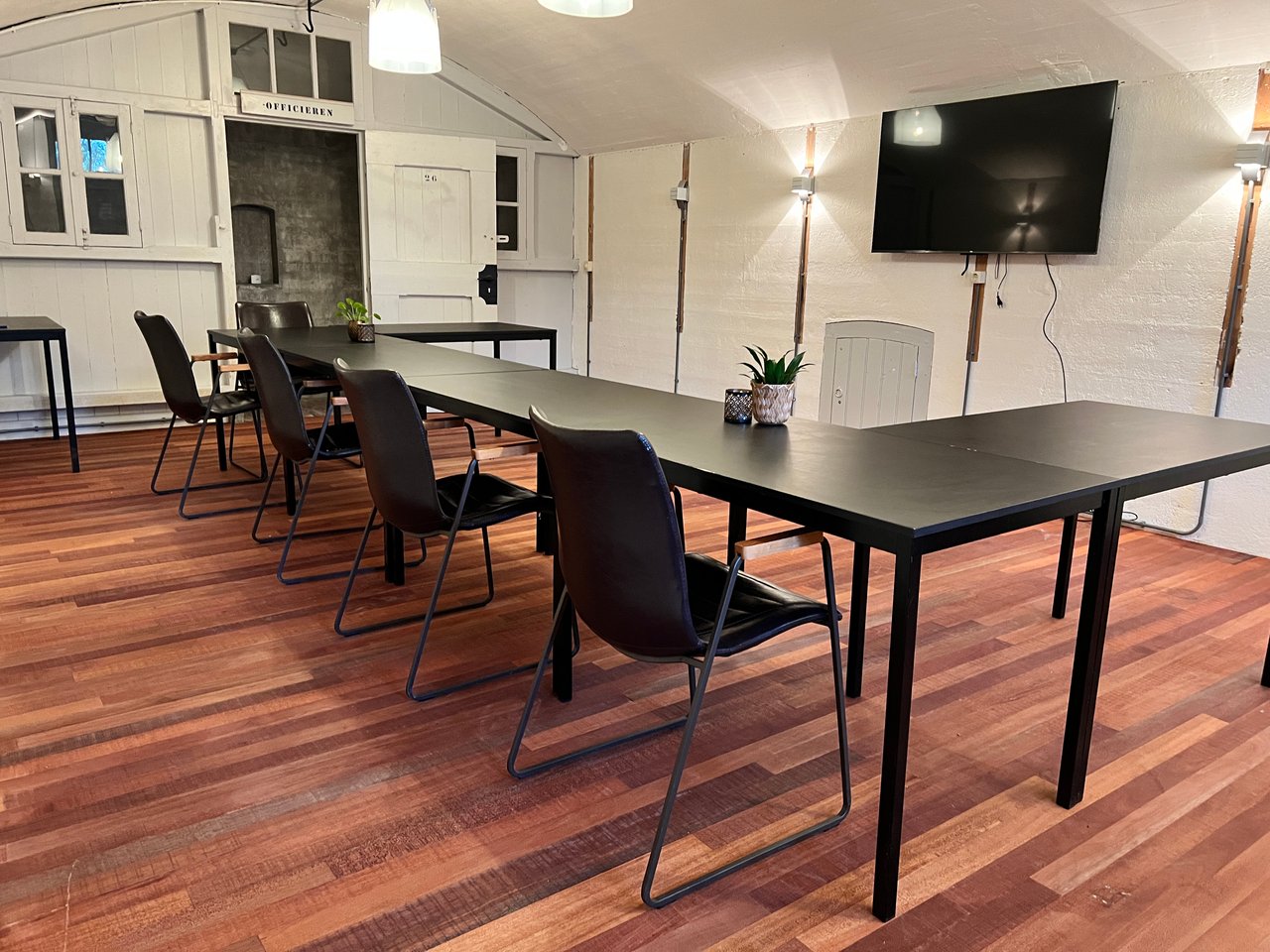 Lokaal 26 - Officieren