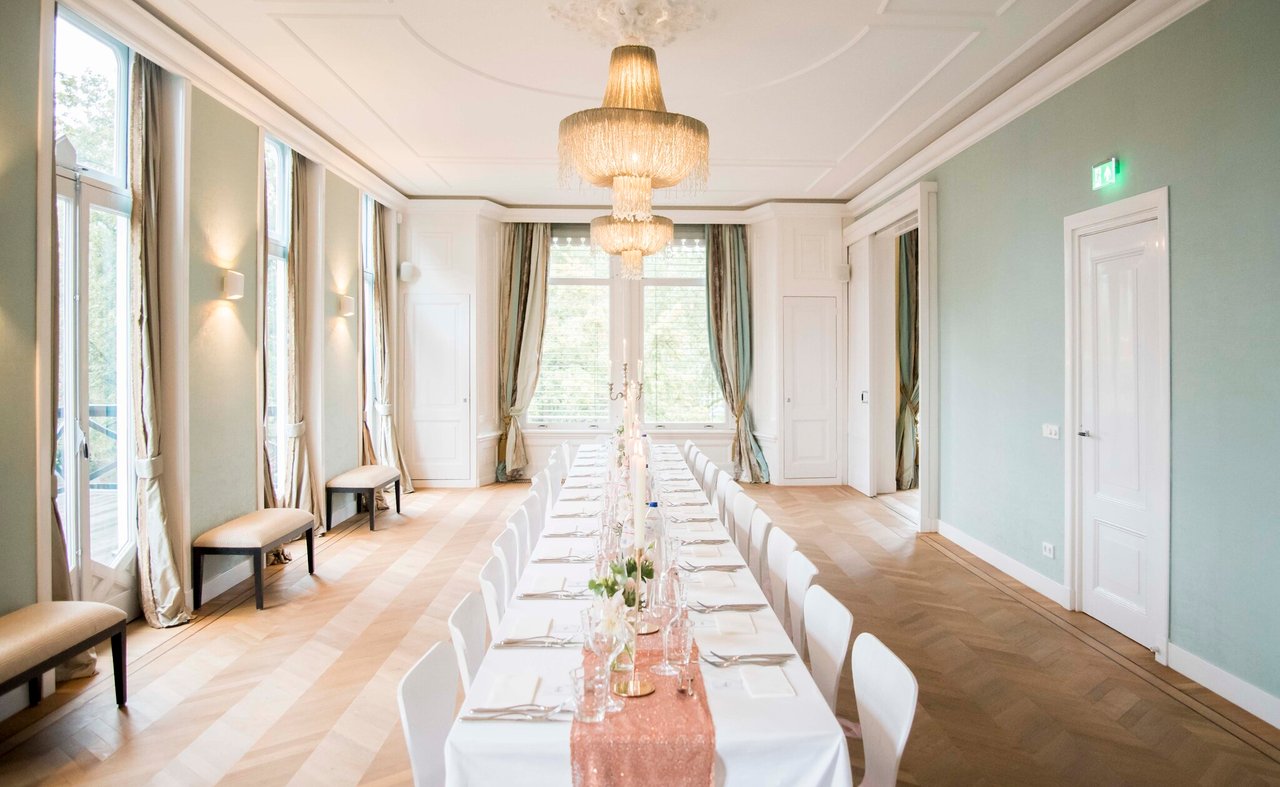 Diner in de Turquoise Zaal