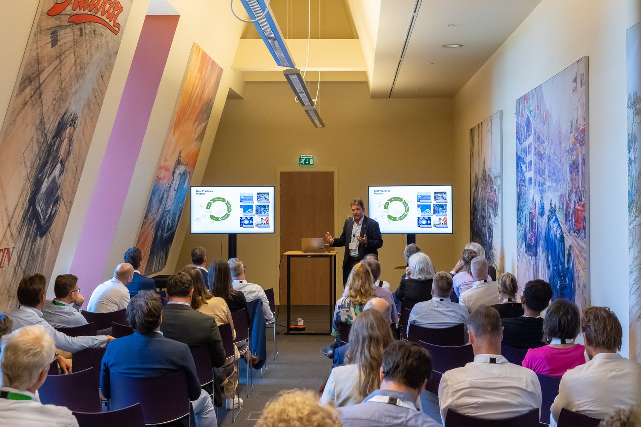 Gordon Crosby - Theater opstelling (1)