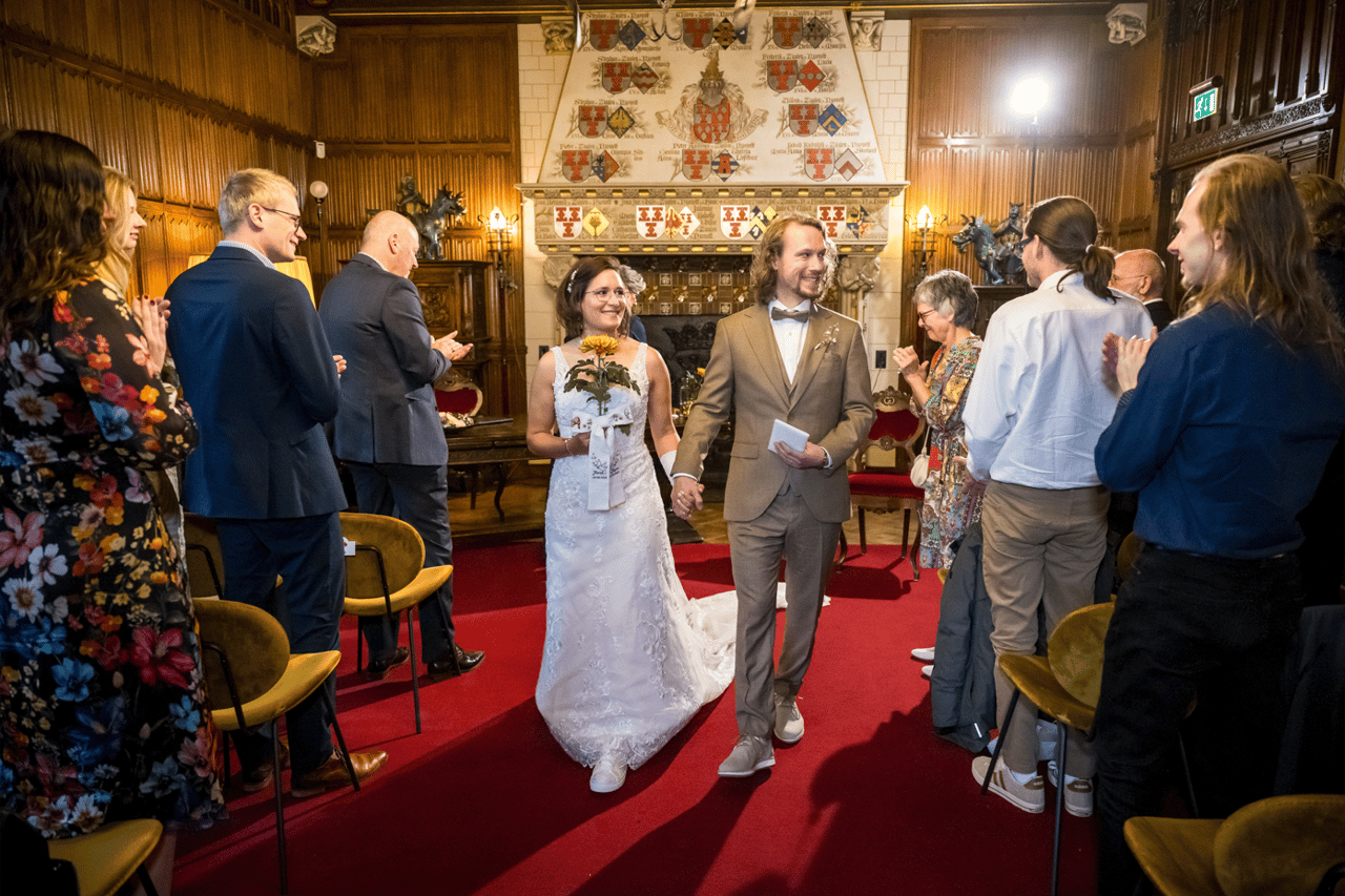 Jullie romantische huwelijk in de Bibliotheek