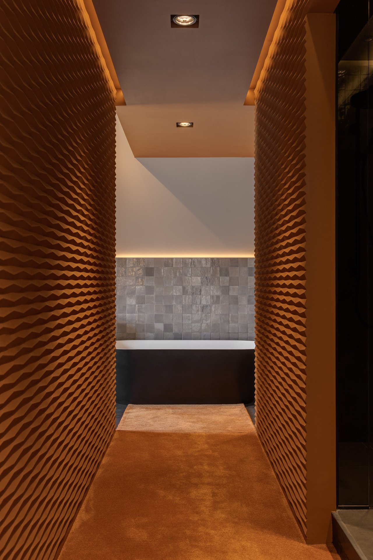 Suite 005 - Kees Marcelis 01.jpg