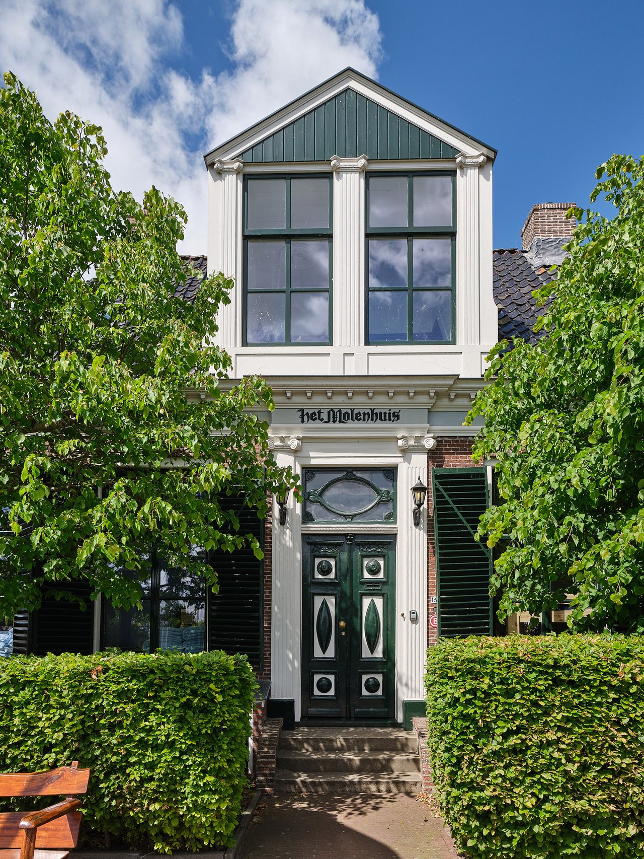 Vooraanzicht Jurjenshuis (1)