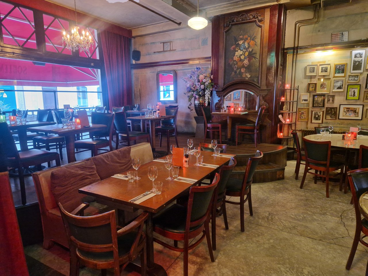 Schlemmer Restaurant.jpg