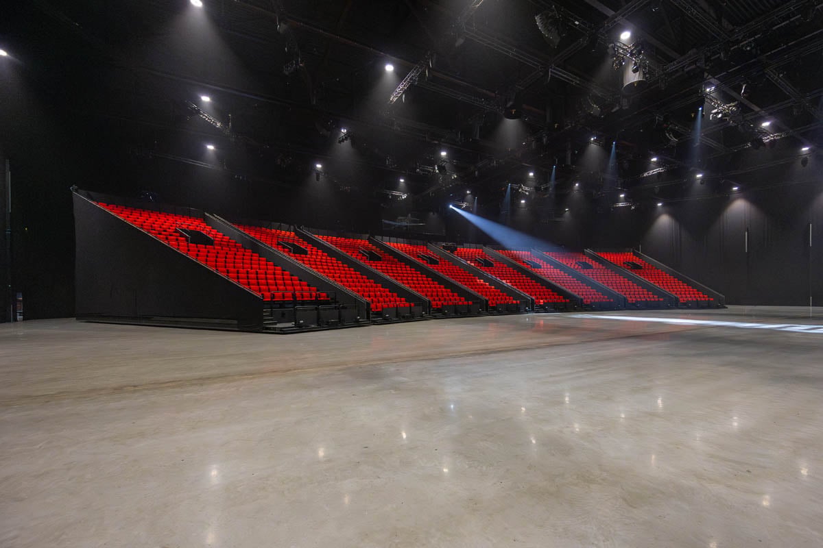 Tribunes Theaterhal
