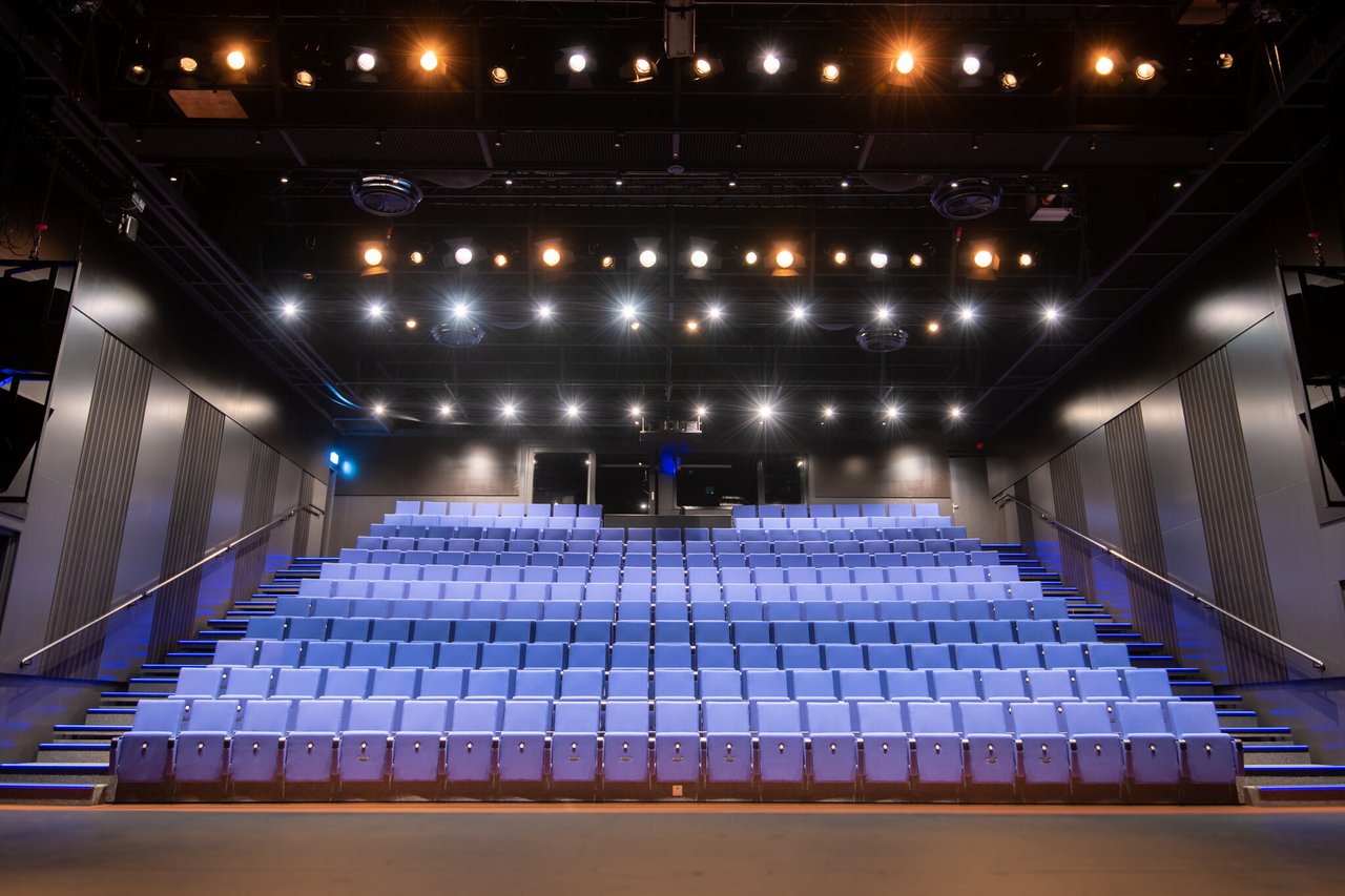 MV-Blauwe-Zaal--3-of-21-