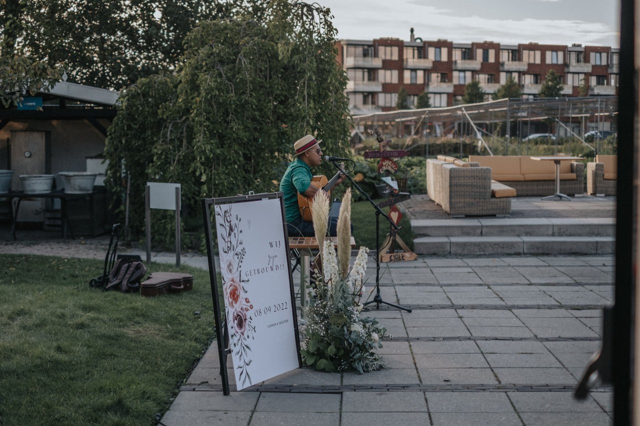 muziek op terras