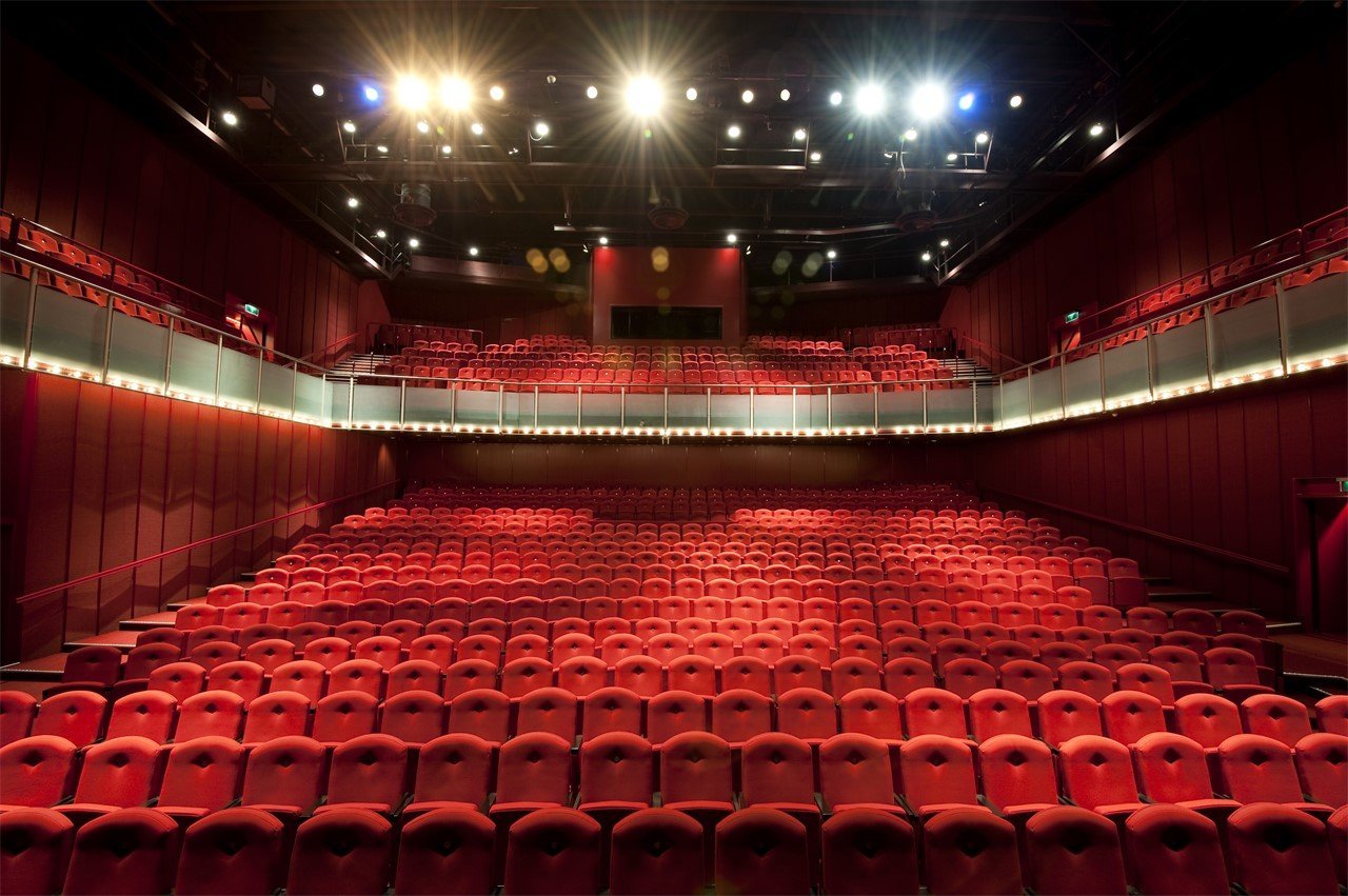 Rode Zaal theater tribune 