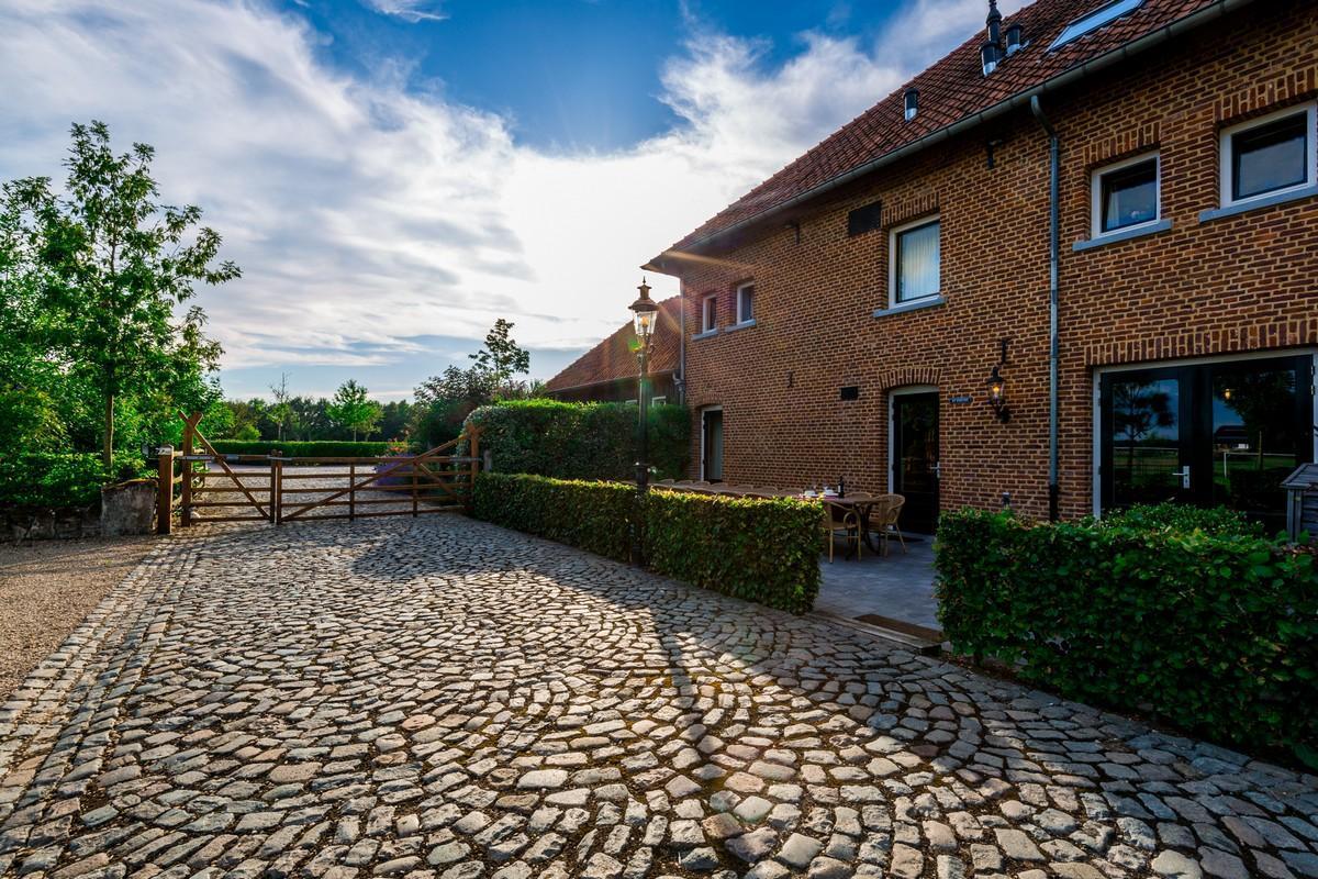 luxe-bed-breakfast-limburg-smockelaer-roebel2p13350E0967-520D-0429-13D6-0A08B48EE337.jpg