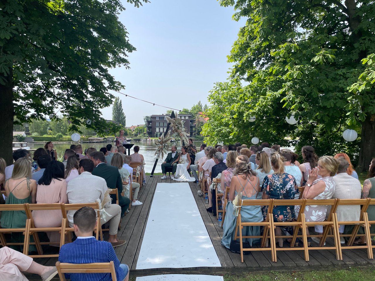 Huwelijksceremonie op de Landtong (1)