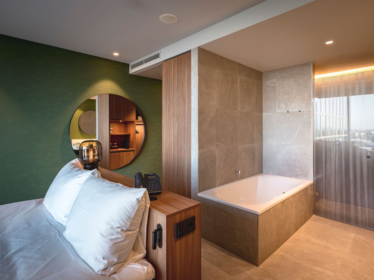 Comfort king room met bad