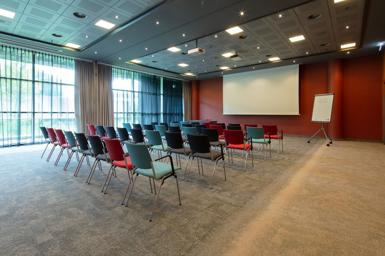 Elm C+D - Steigenberger Airport Hotel Amsterdam.jpg