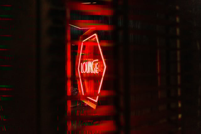 Sfeervolle lounge voor diners, meetings en events