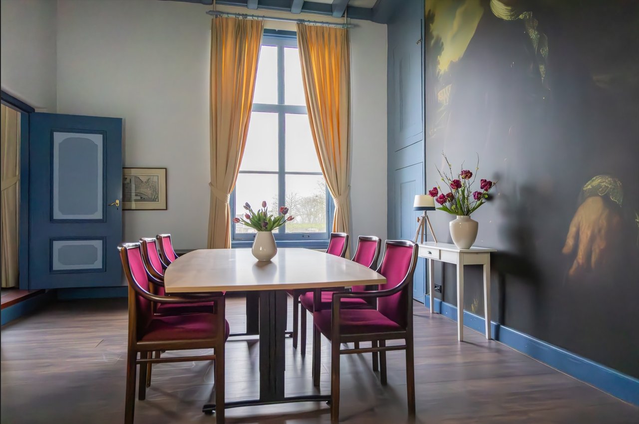 Heerenkamer, omkleedruimte voor de bruidegom