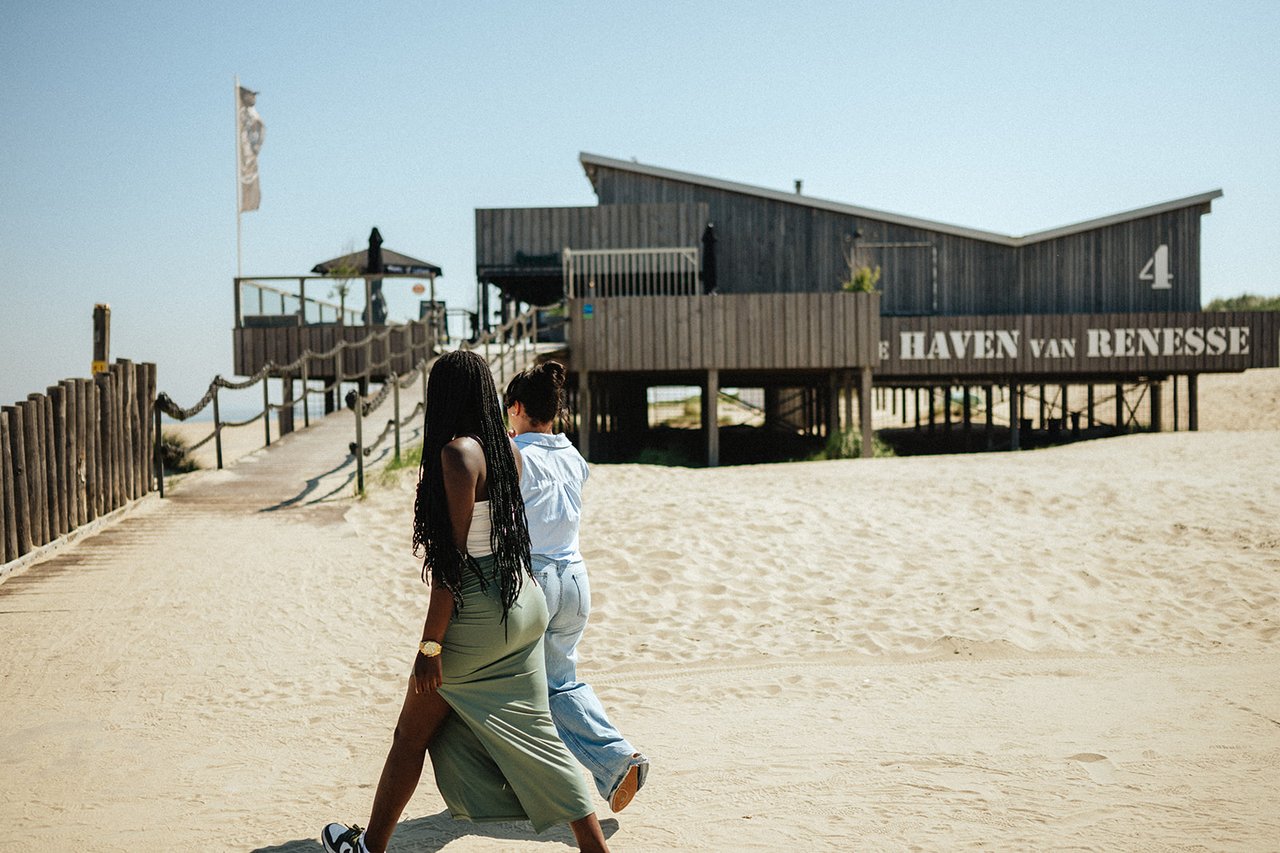 Strandpaviljoen De Haven van Renesse (3)