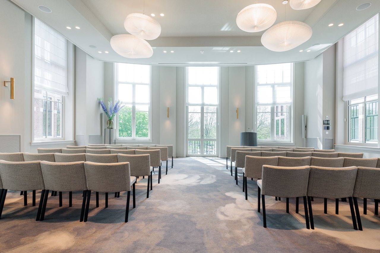 Park Salon - Theater (1)