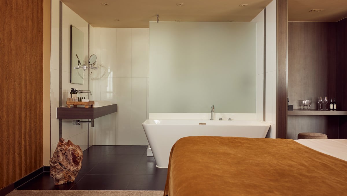 Nevada Diamond Suite 2.jpg