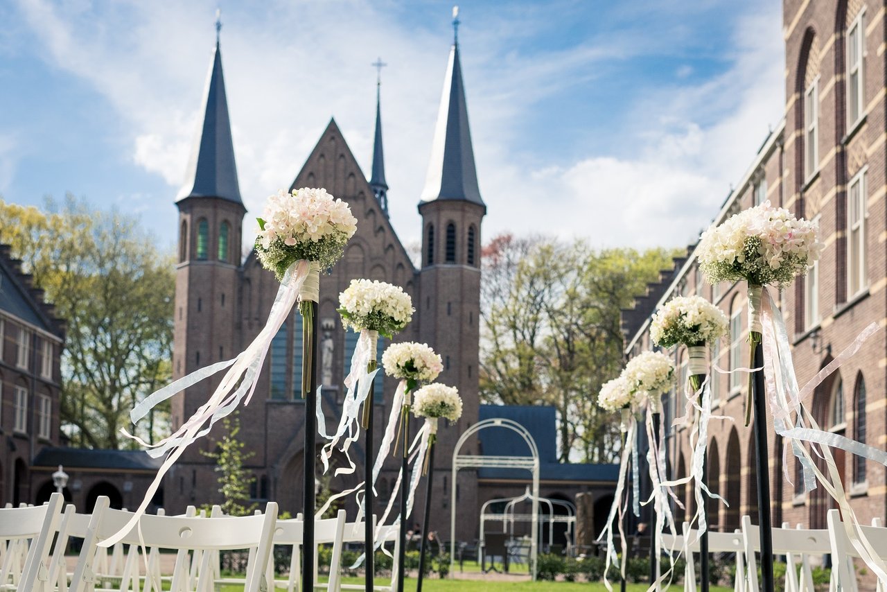 Trouwen in de binnentuin van Bovendonk