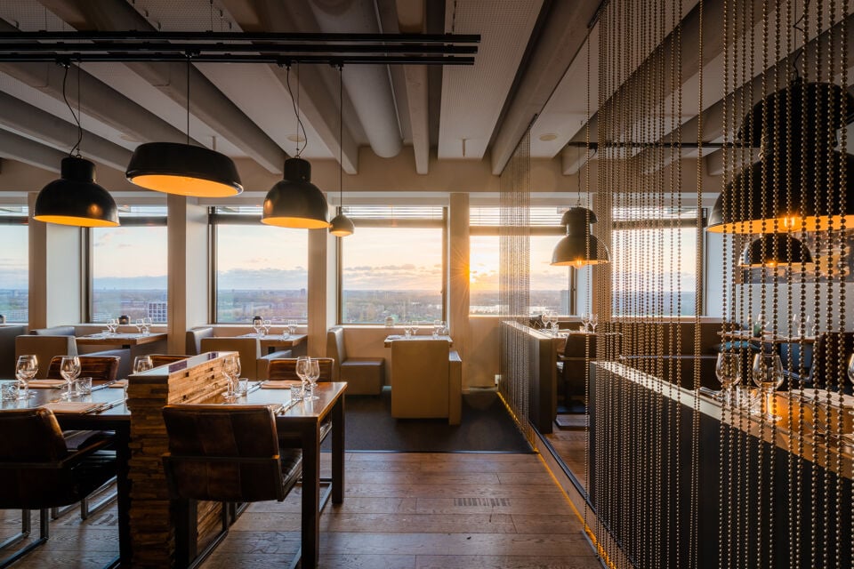 Floor17 - Restaurant with a view