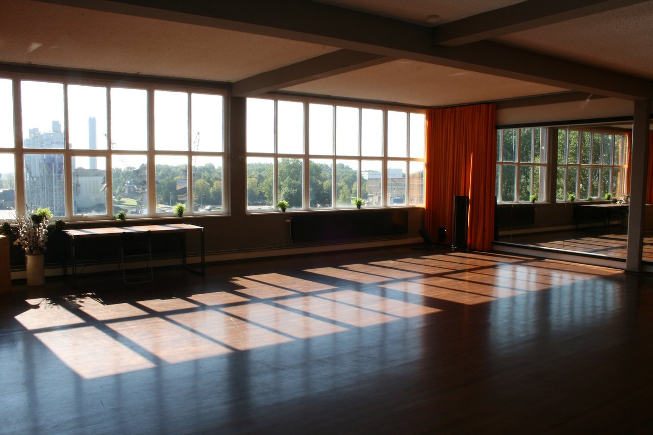 studio1-1.JPG